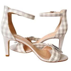 Tahari Women’s Grey Plaid Heels Open Toe  with Bow Sandals Size 6